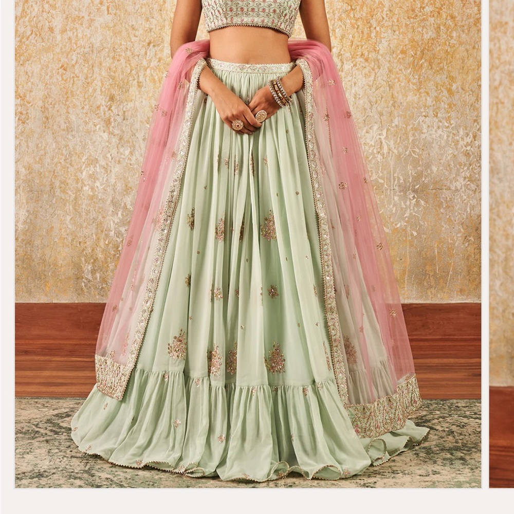 Lashkaraa Lehenga